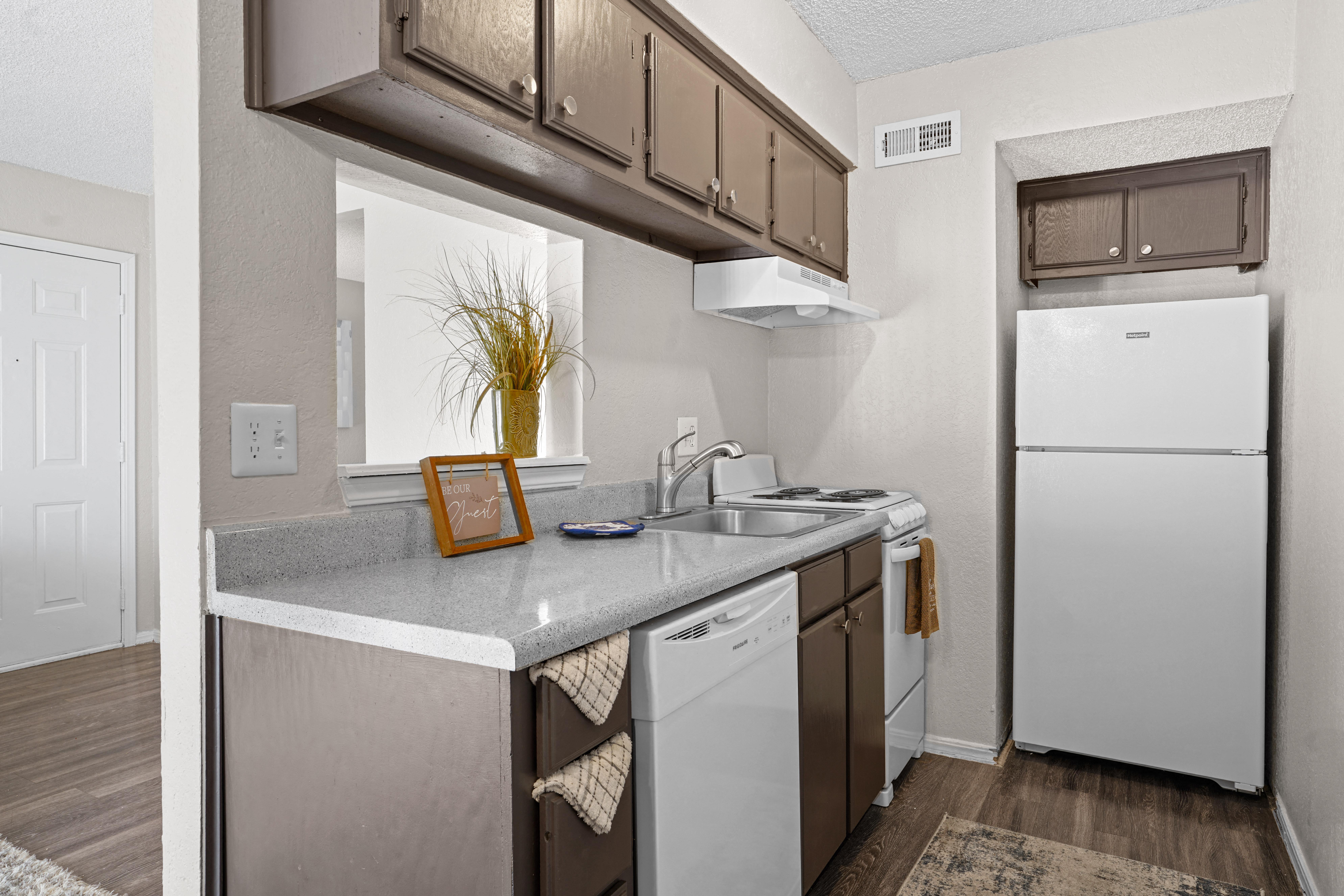 Diamond Creek Apartments Image 2